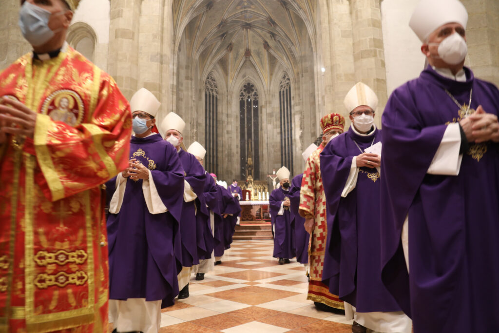 Europske katolicke socialne dni v Bratislave, uvodna svata omsa