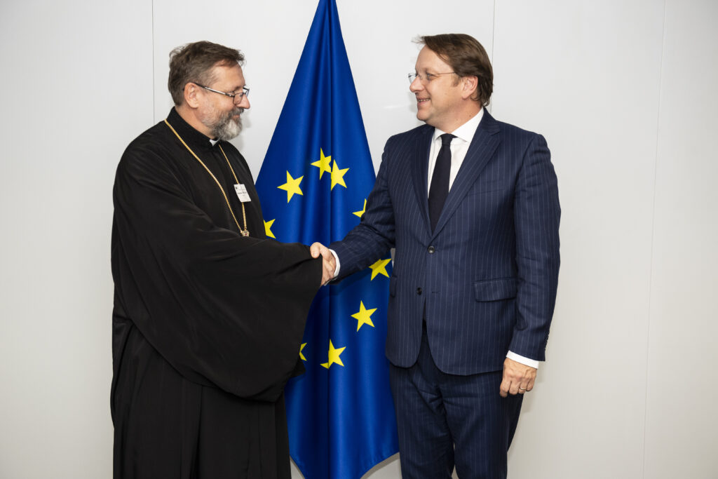 Olivér Várhelyi, European Commissioner for Neighbourhood and Enlargement, receives Sviatoslav Shevchuk, Major Archbishop of the Ukrainian Greek Catholic Church (UGCC).