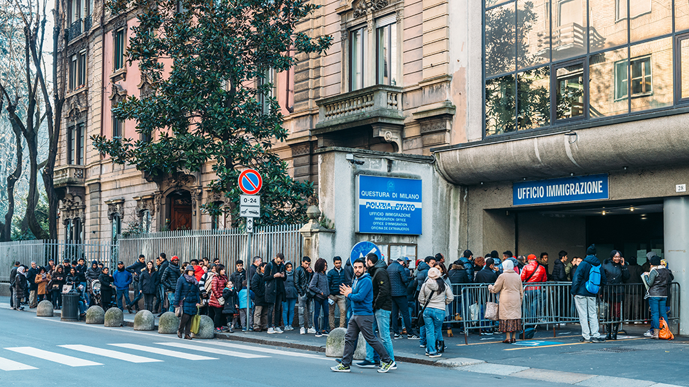 Milan,,Italy,-,February,16,,2017:,A,Long,Queue,For
