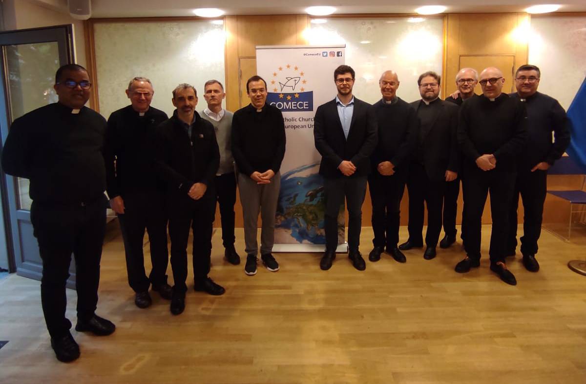 group-priests-montpellier