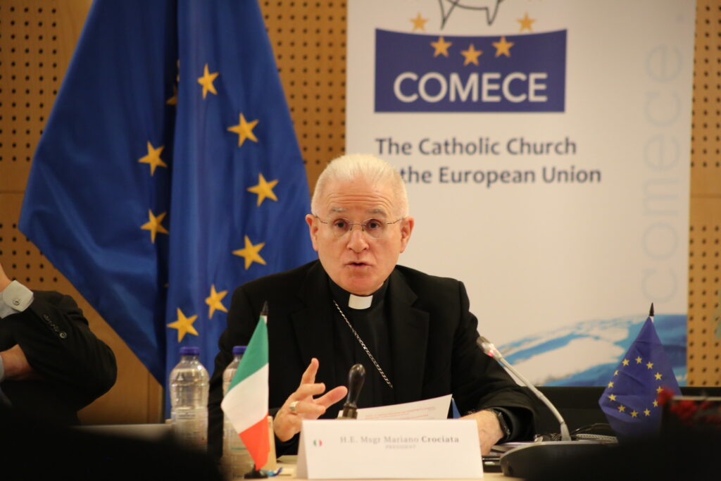bishop-crociata-president-comece
