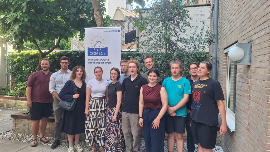 group-Aej-visit-comece